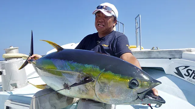 ソルトギャラリー パワースロージギングで狙う久米島のキハダ | 釣り