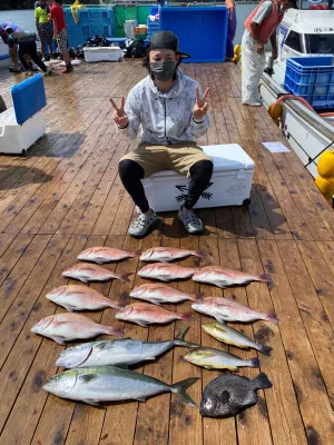 海上釣堀 辨屋の2021年8月6日(金)5枚目の写真