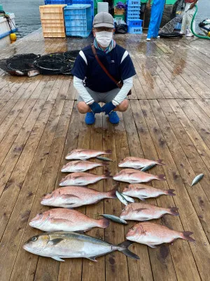 海上釣堀 辨屋の2021年8月7日(土)1枚目の写真