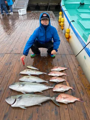 海上釣堀 辨屋の2021年8月13日(金)2枚目の写真