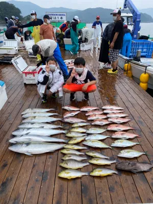 海上釣堀 辨屋の2021年9月2日(木)1枚目の写真