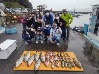 海上つり堀まるやの2021年9月14日(火)1枚目の写真