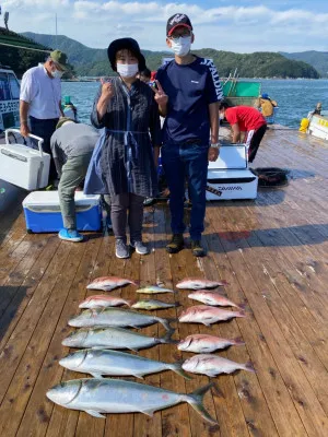 海上釣堀 辨屋の2021年9月24日(金)1枚目の写真