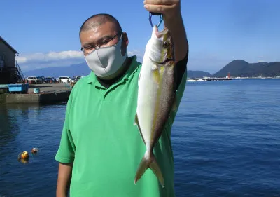 岩崎レンタルボート(岩崎つり具店)の2021年10月15日(金)1枚目の写真