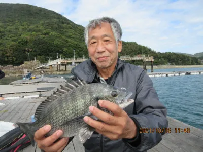 由良海つり公園&釣堀ランドの2021年10月18日(月)3枚目の写真