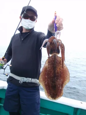 釣り船 久勝丸の2021年10月16日(土)3枚目の写真