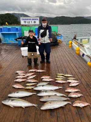 海上釣堀 辨屋の2021年10月25日(月)3枚目の写真