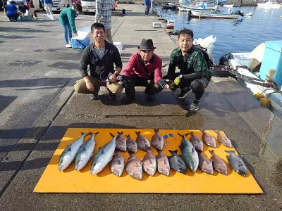 海上つり堀まるやの2021年10月30日(土)1枚目の写真