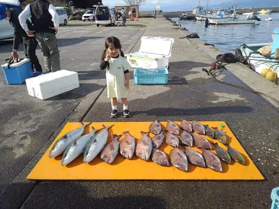 海上つり堀まるやの2021年11月1日(月)1枚目の写真