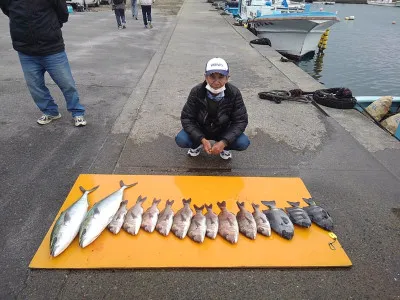 海上つり堀まるやの2021年11月6日(土)1枚目の写真