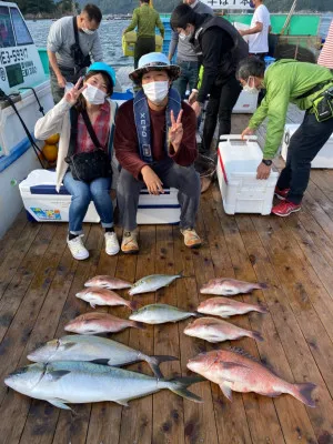 海上釣堀 辨屋の2021年11月2日(火)1枚目の写真