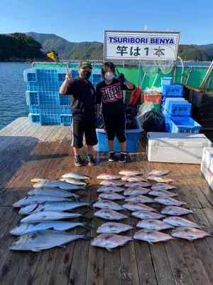 海上釣堀 辨屋の2021年11月3日(水)3枚目の写真