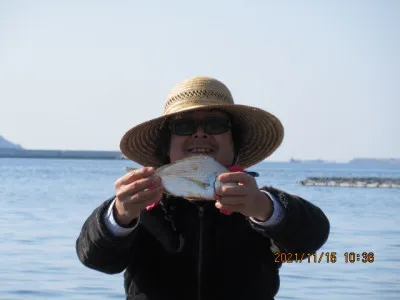 由良海つり公園&釣堀ランドの2021年11月15日(月)3枚目の写真