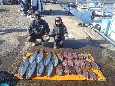 海上つり堀まるやの2021年11月26日(金)1枚目の写真