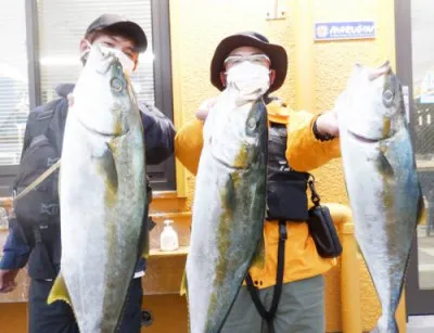 丸銀釣りセンターの2021年11月16日(火)1枚目の写真