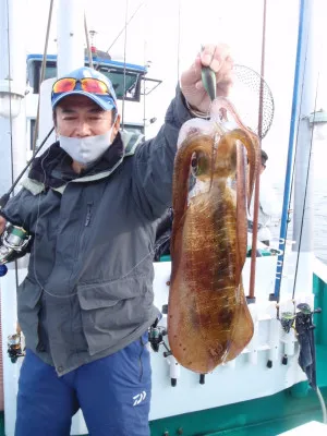 釣り船 久勝丸の2021年11月19日(金)4枚目の写真