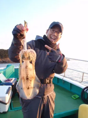 釣り船 久勝丸の2021年11月25日(木)2枚目の写真