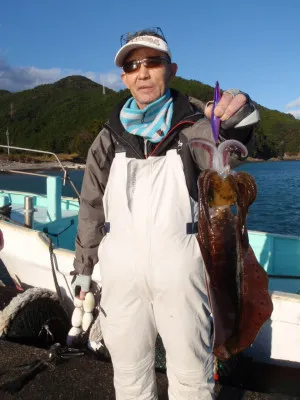 釣り船 久勝丸の2021年12月1日(水)2枚目の写真