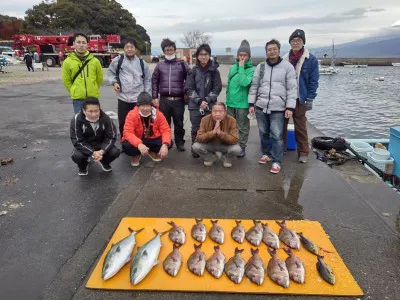 海上つり堀まるやの2021年12月7日(火)1枚目の写真