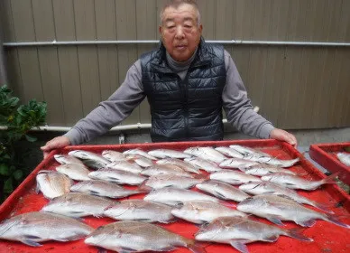 奥村釣船の2021年12月8日(水)3枚目の写真