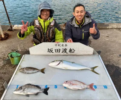 坂田渡船の2021年11月23日(火)1枚目の写真