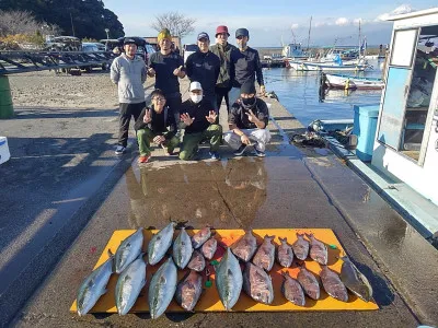 海上つり堀まるやの2021年12月16日(木)1枚目の写真