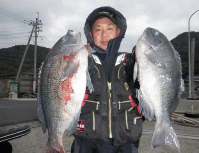 丸銀釣りセンターの2021年12月12日(日)5枚目の写真