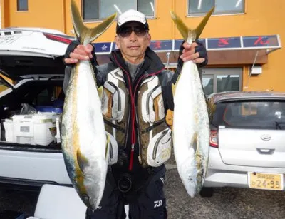 丸銀釣りセンターの2021年12月15日(水)3枚目の写真