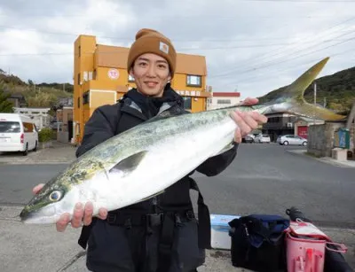 丸銀釣りセンターの2021年12月15日(水)5枚目の写真