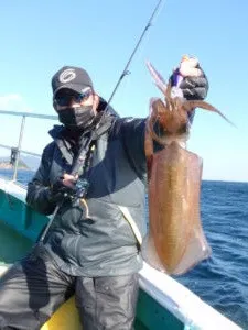 釣り船 久勝丸の2021年12月25日(土)1枚目の写真