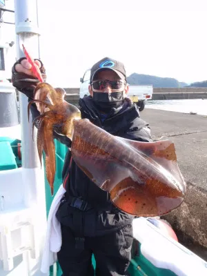釣り船 久勝丸の2021年12月29日(水)3枚目の写真