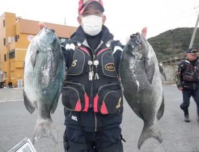 丸銀釣りセンターの2022年1月5日(水)1枚目の写真