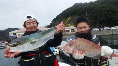 真珠・山本釣り筏の2022年1月9日(日)2枚目の写真