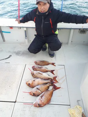 釣り船くわだの2022年2月9日(水)1枚目の写真