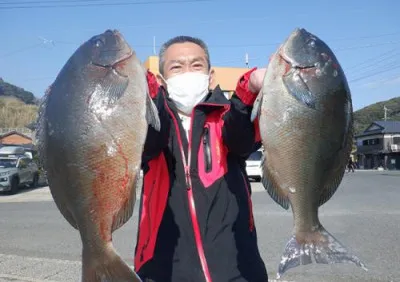 丸銀釣りセンターの2022年2月25日(金)5枚目の写真