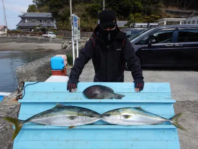 愛丸フィッシングの2022年3月9日(水)5枚目の写真