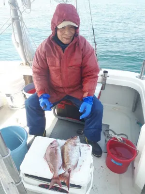 釣り船くわだの2022年3月9日(水)2枚目の写真