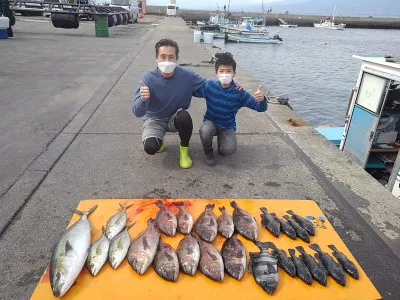 海上つり堀まるやの2022年3月23日(水)1枚目の写真