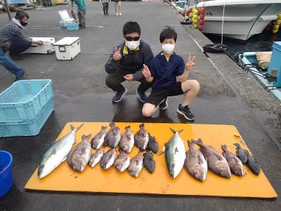 海上つり堀まるやの2022年3月29日(火)1枚目の写真