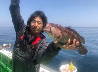 三喜丸釣船店の2022年4月10日(日)5枚目の写真