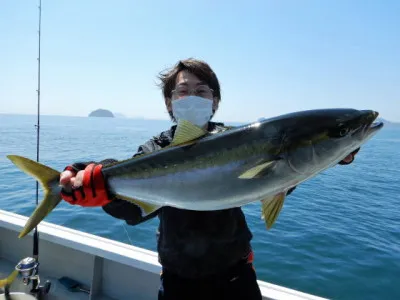 西岡遊漁の2022年4月9日(土)4枚目の写真