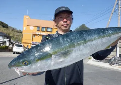 丸銀釣りセンターの2022年4月9日(土)5枚目の写真