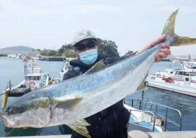 丸銀釣りセンターの2022年4月13日(水)2枚目の写真