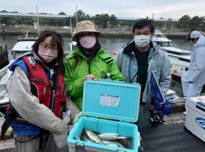 三喜丸釣船店の2022年4月20日(水)1枚目の写真