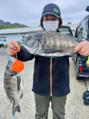 瀬渡し 浜栄丸の2022年4月23日(土)1枚目の写真