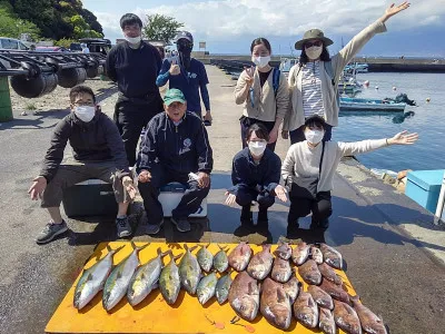 海上つり堀まるやの2022年5月2日(月)1枚目の写真