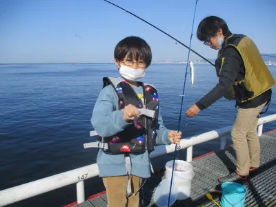 尼崎市立魚つり公園の2022年5月3日(火)1枚目の写真
