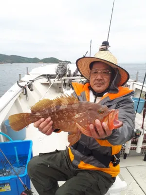 釣り船くわだの2022年5月9日(月)1枚目の写真