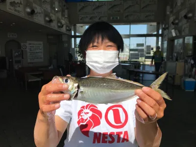 尼崎市立魚つり公園の2022年5月11日(水)1枚目の写真