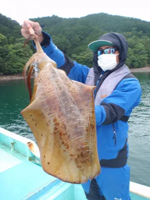 釣り船 久勝丸の2022年5月16日(月)1枚目の写真